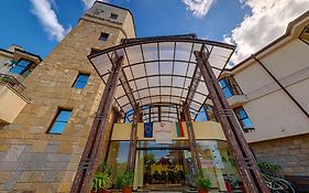 Troyan Plaza Hotel